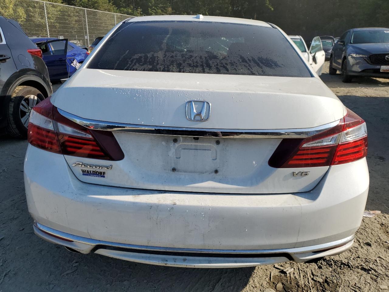 1HGCR3F80HA025845 2017 Honda Accord Exl