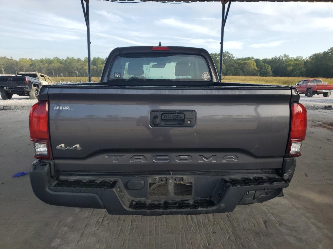 5TFSX5EN4JX058529 2018 Toyota Tacoma Access Cab