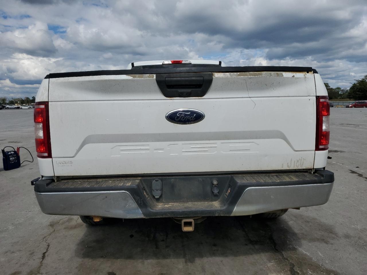 1FTMF1CB1JKC76406 2018 Ford F150