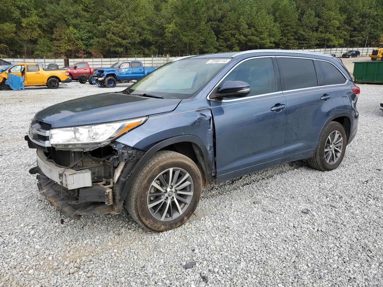 5TDKZRFH0HS523012 2017 TOYOTA HIGHLANDER - Image 1