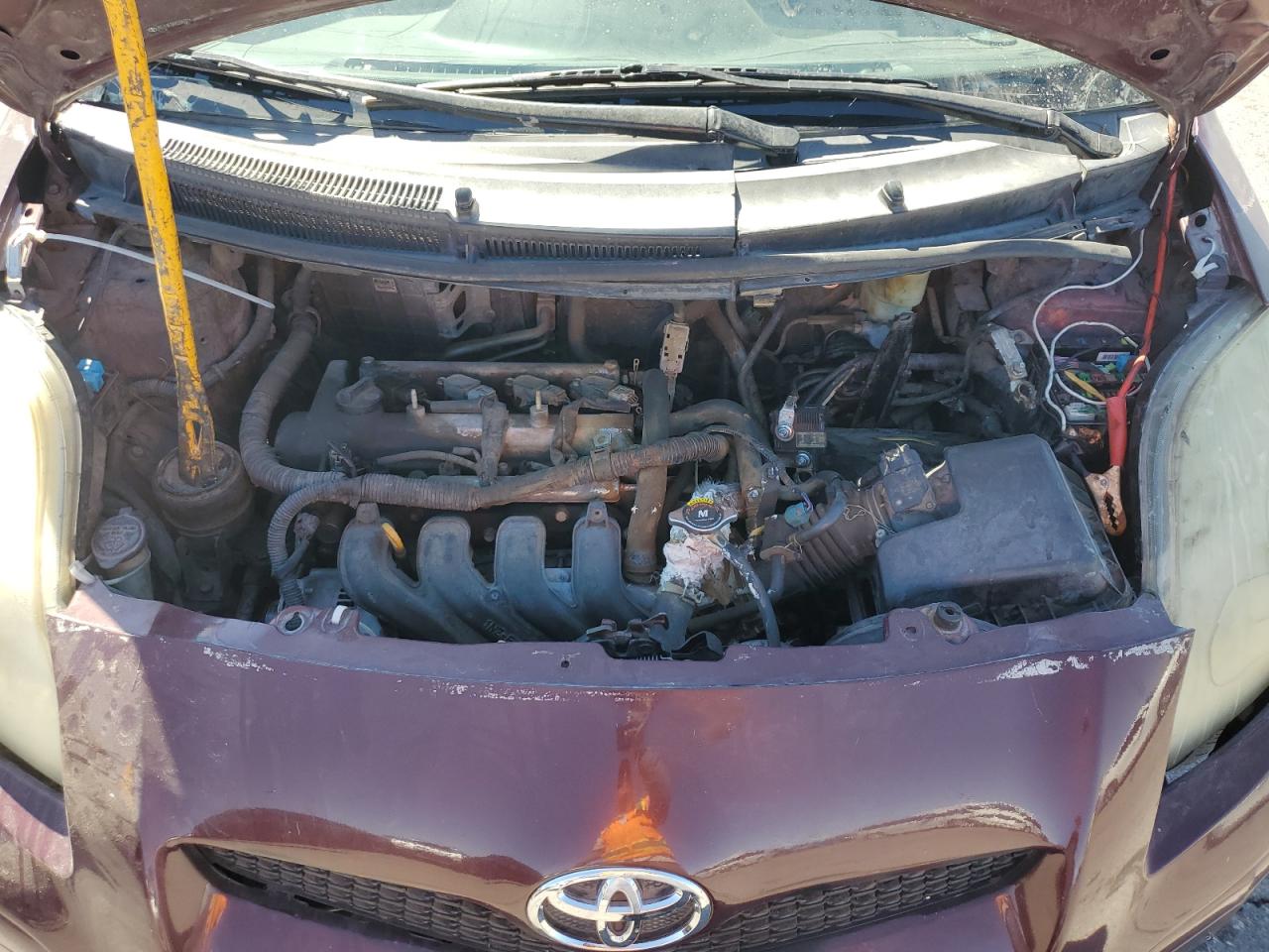 2010 Toyota Yaris - Image 11