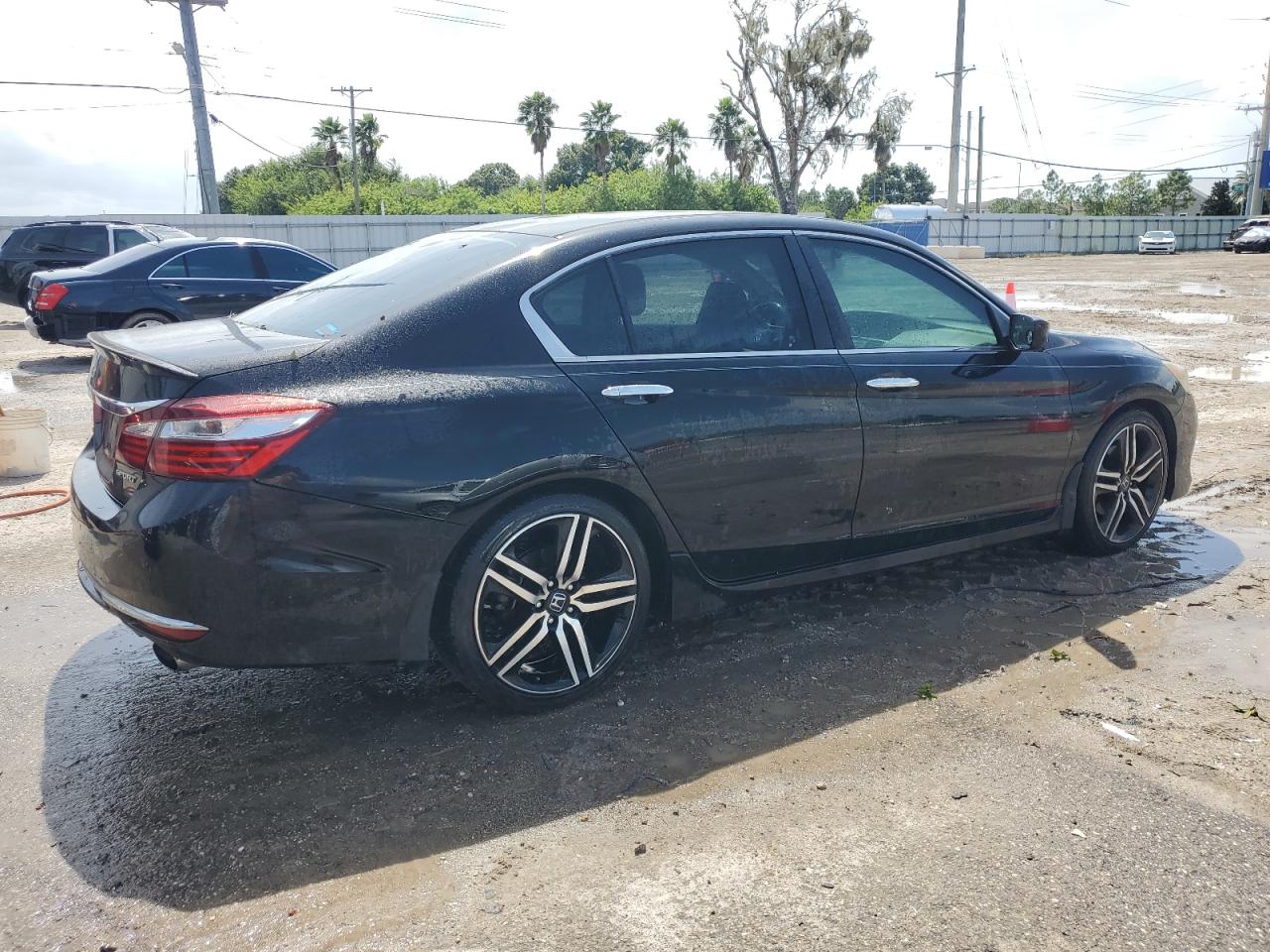 2017 Honda Accord - Image 3