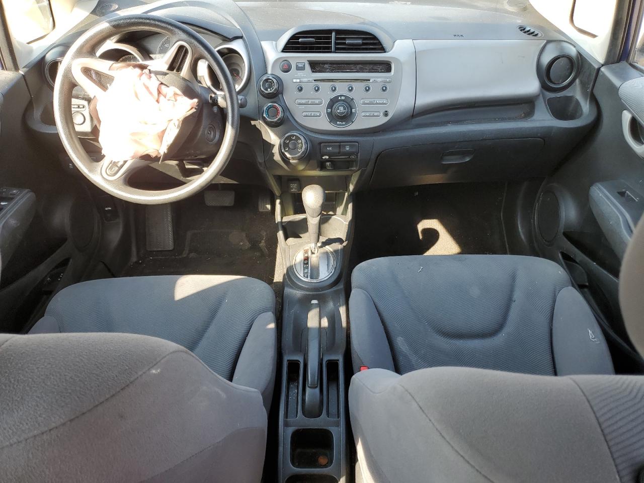 JHMGE8H33DC000073 2013 Honda Fit