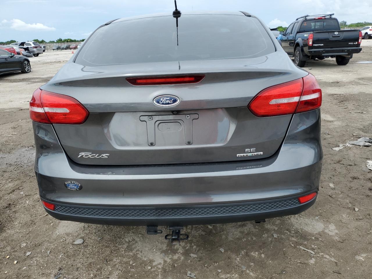 2016 Ford Focus Se VIN: 1FADP3F28GL236482 Lot: 71171634