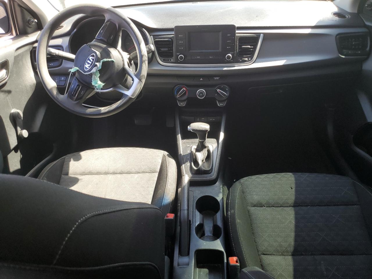 3KPA24AB8JE060073 2018 Kia Rio Lx