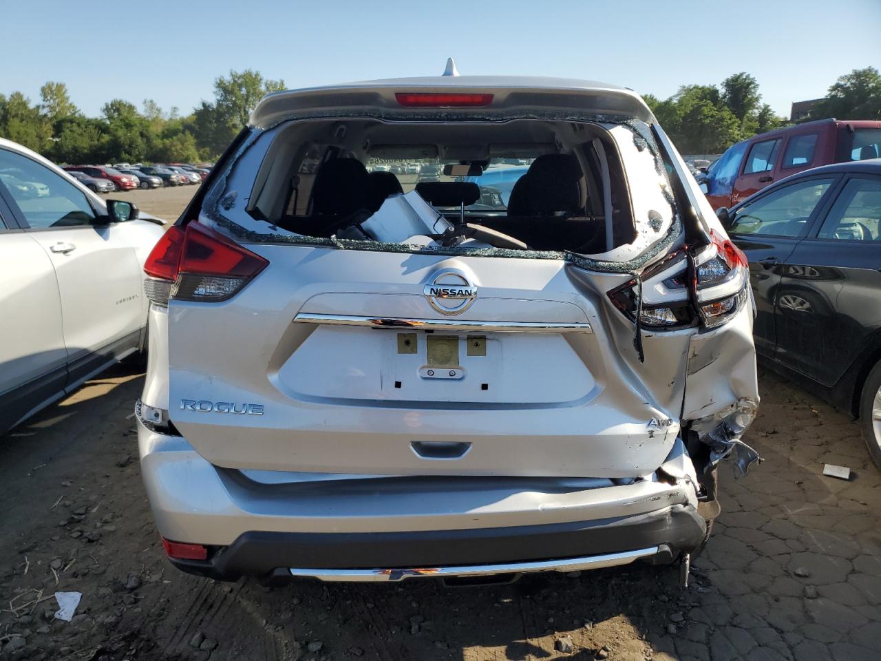 2020 Nissan Rogue S VIN: JN8AT2MV2LW131580 Lot: 70460264