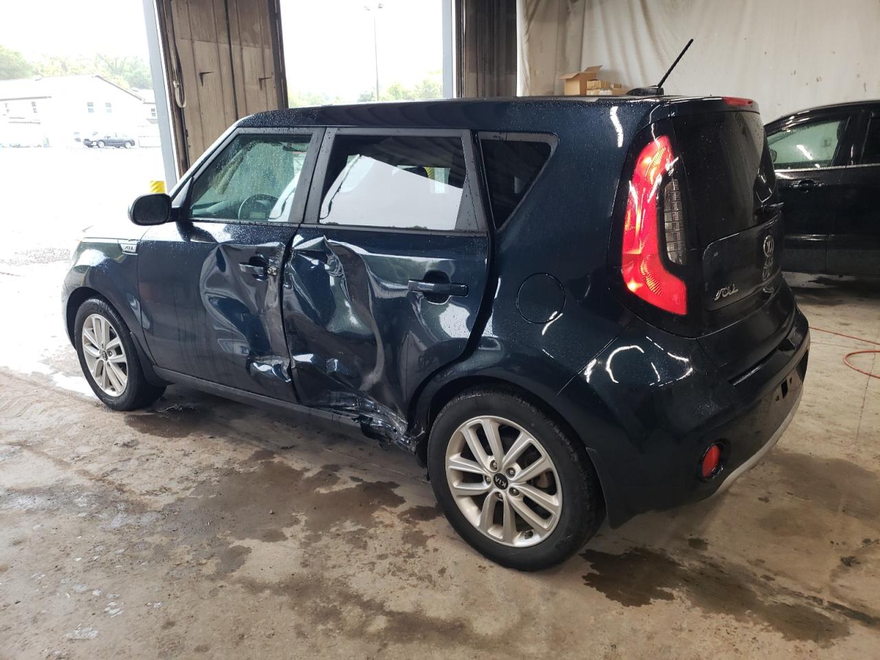 2019 Kia Soul - Image 2