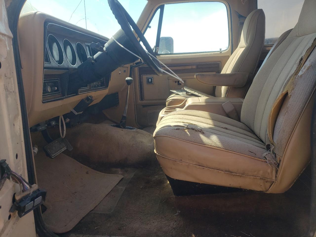 3B4GW12T5GM625525 1986 Dodge Ramcharger Aw-100