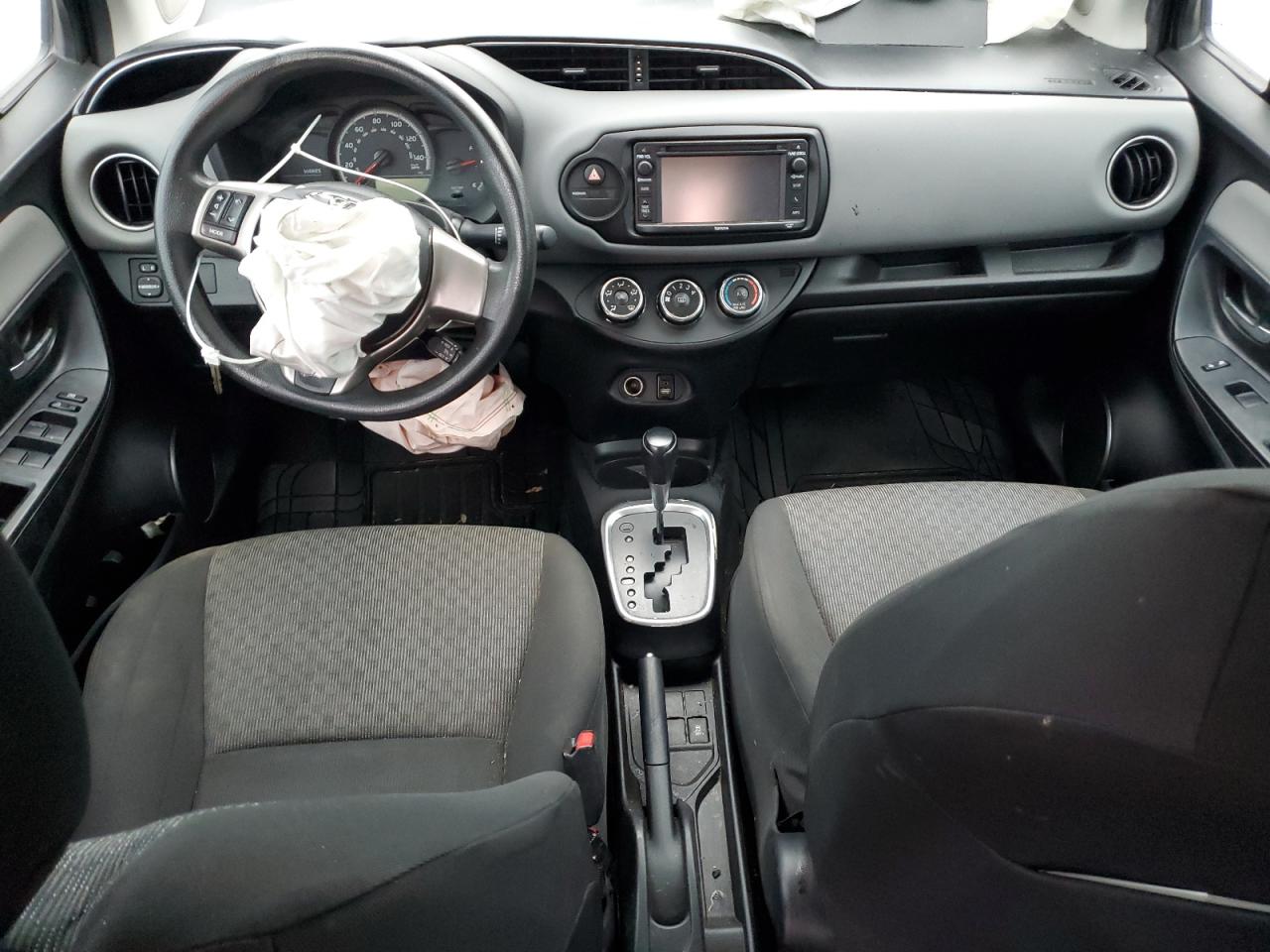 VNKKTUD31FA023390 2015 Toyota Yaris