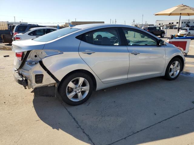  HYUNDAI ELANTRA 2013 Srebrny