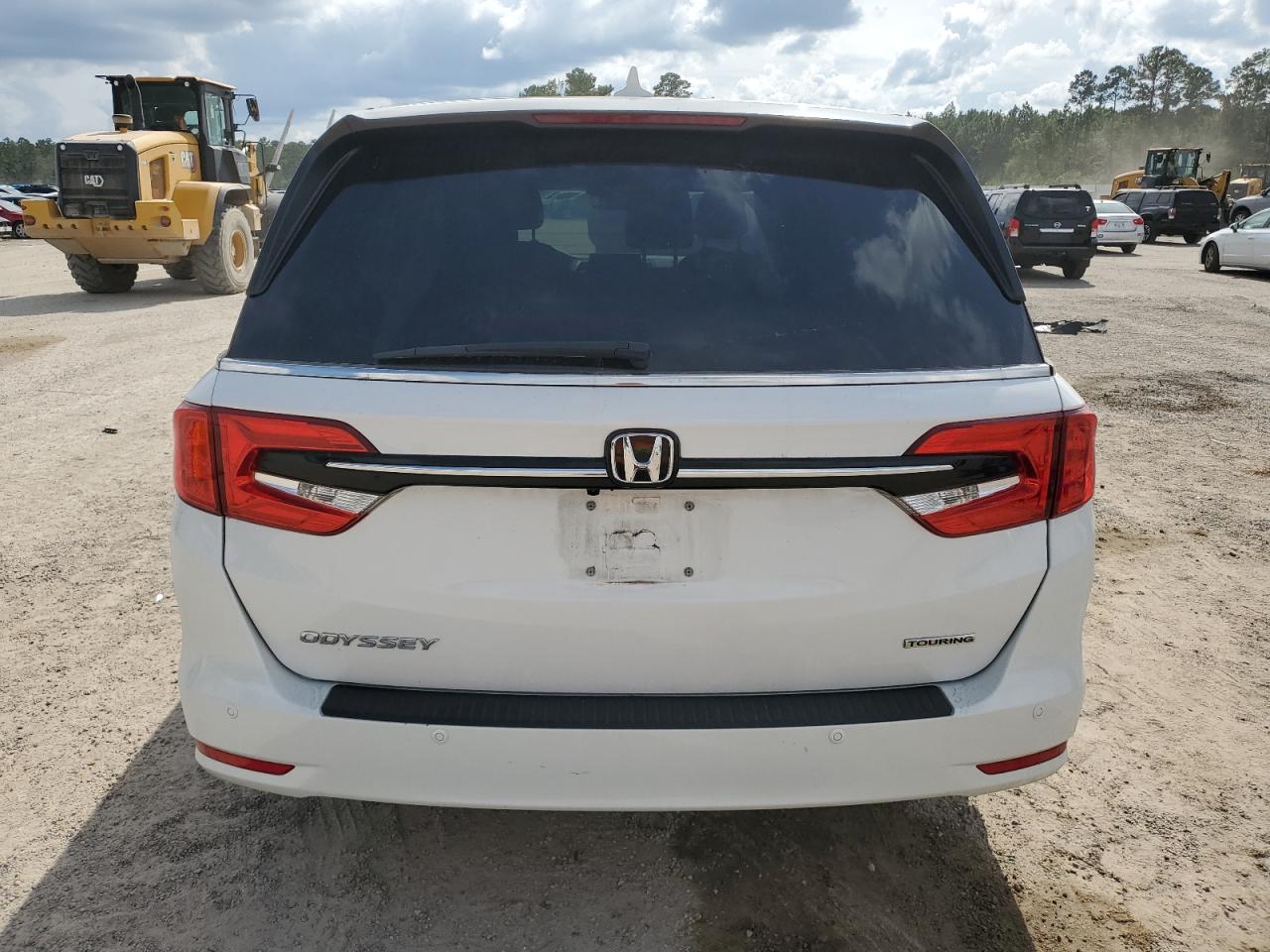 2024 Honda Odyssey Touring VIN: 5FNRL6H83RB001234 Lot: 72966374