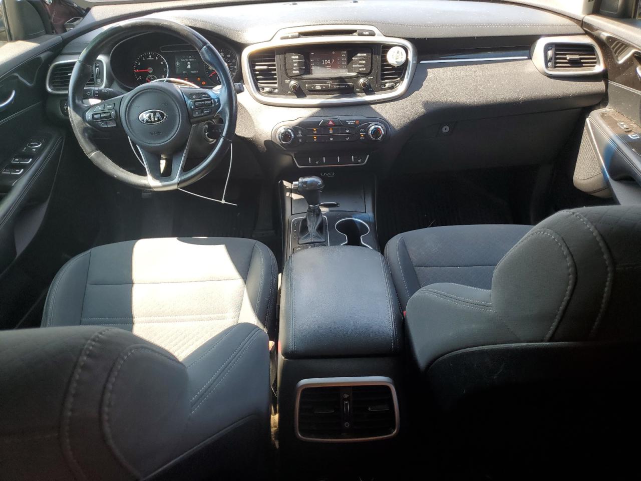 5XYPGDA34GG133942 2016 Kia Sorento Lx