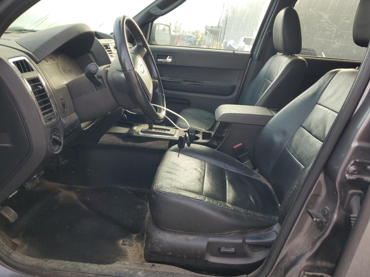 2010 Ford Escape - Image 7