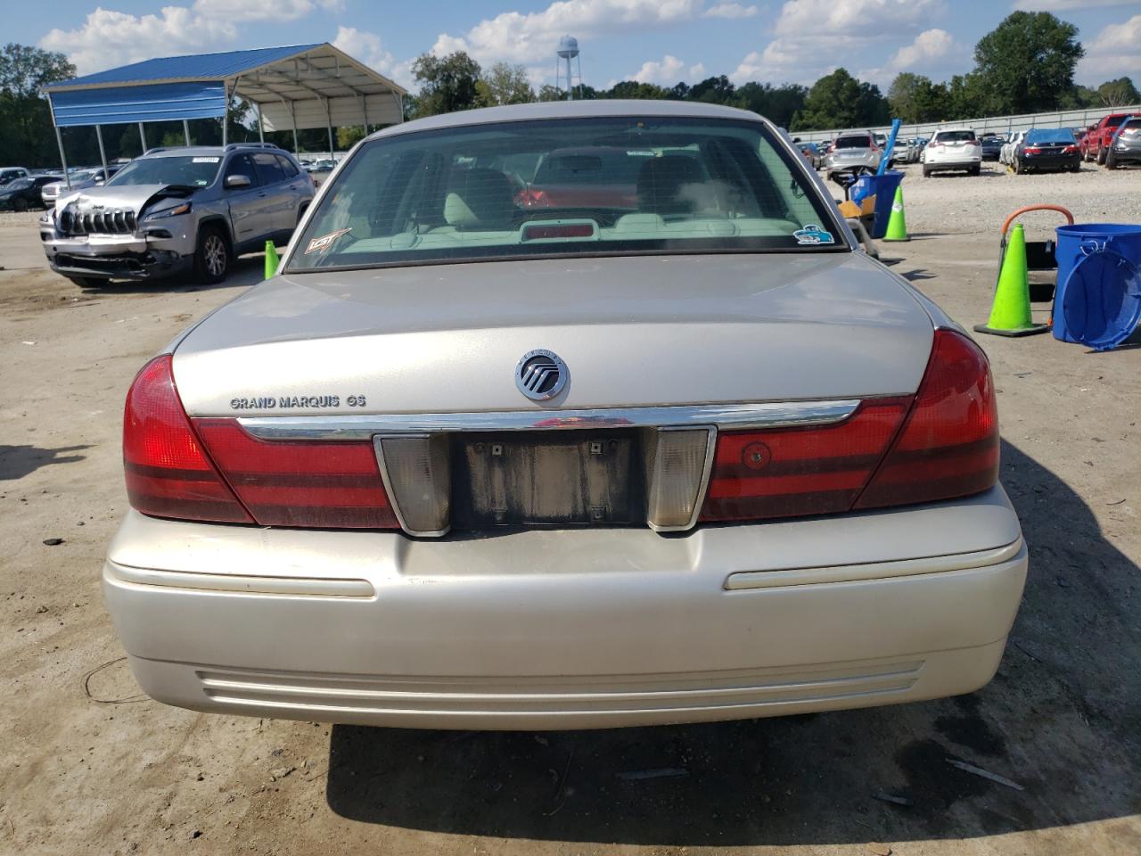 2004 Mercury Grand Marquis Gs VIN: 2MEFM74W94X618462 Lot: 72375684