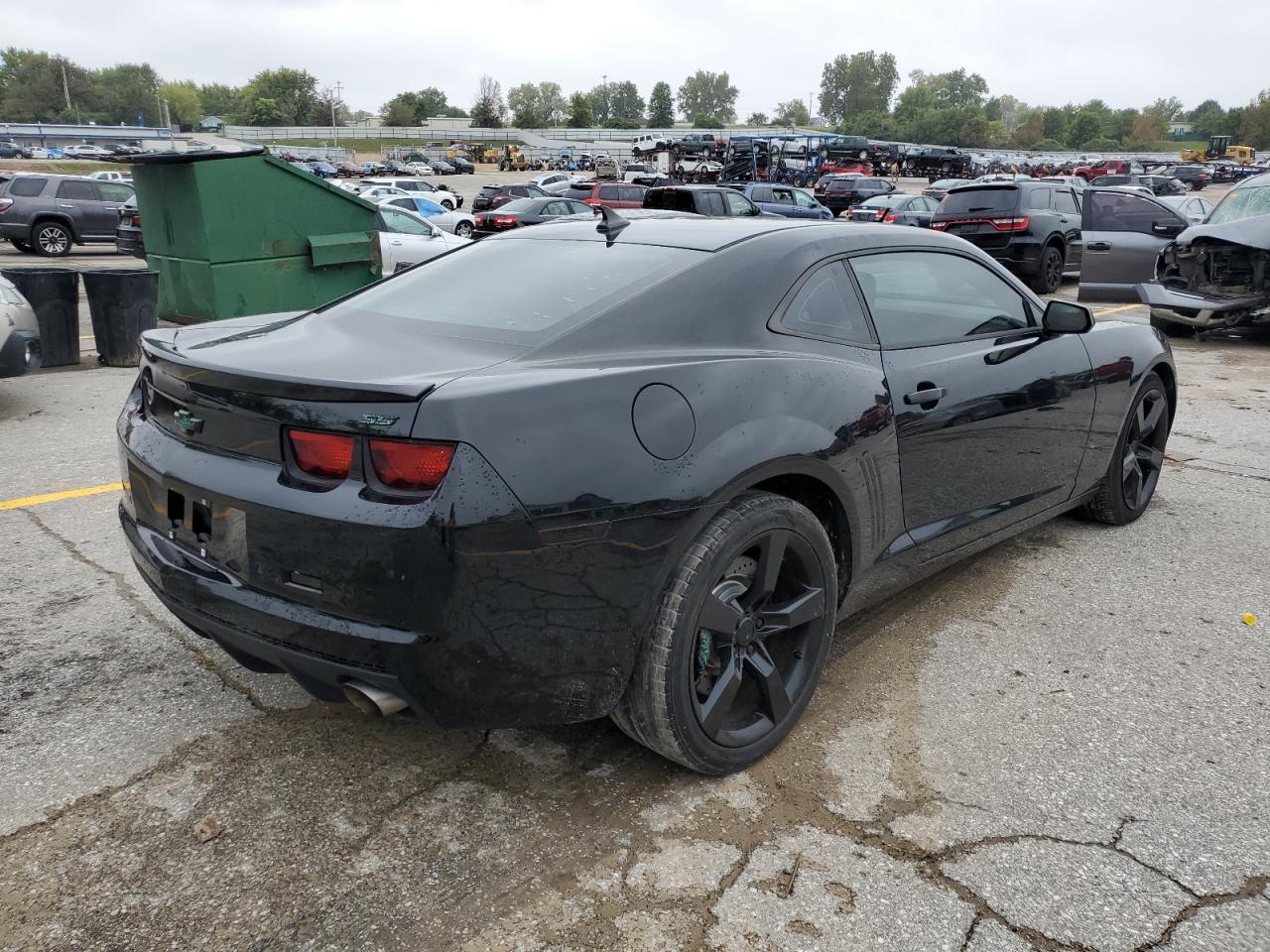 2011 Chevrolet Camaro - Image 3
