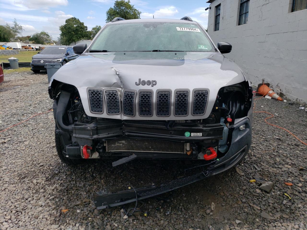 VIN 1C4PJMBX7KD119057 2019 JEEP CHEROKEE no.5