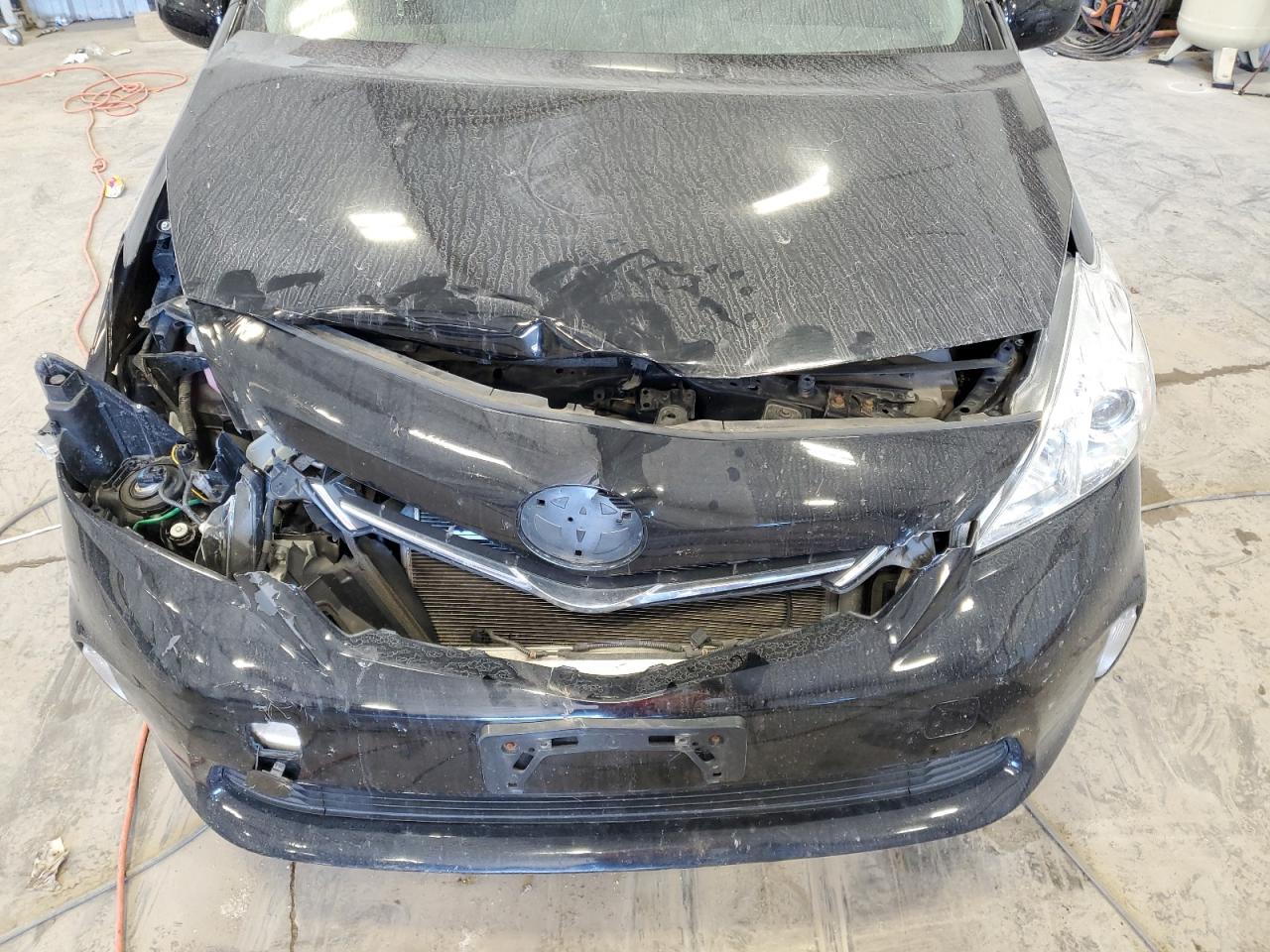 JTDZN3EU6C3087606 2012 Toyota Prius V