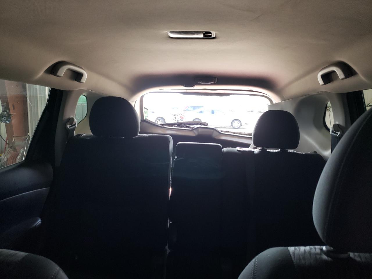 2018 Nissan Rogue - Image 10
