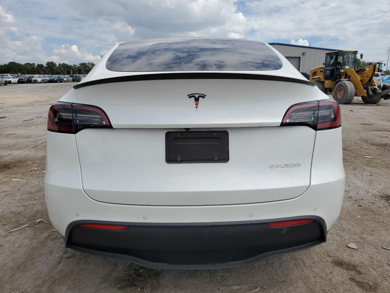 7SAYGDEF8NF373883 2022 Tesla Model Y