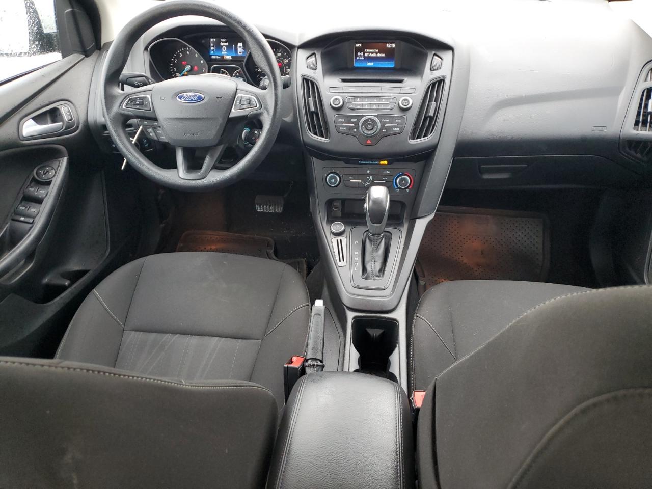 1FADP3F25GL322185 2016 Ford Focus Se