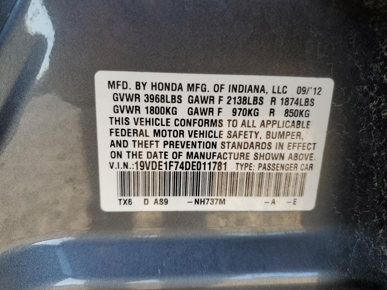 19VDE1F74DE011781 2013 Acura Ilx 20 Tech