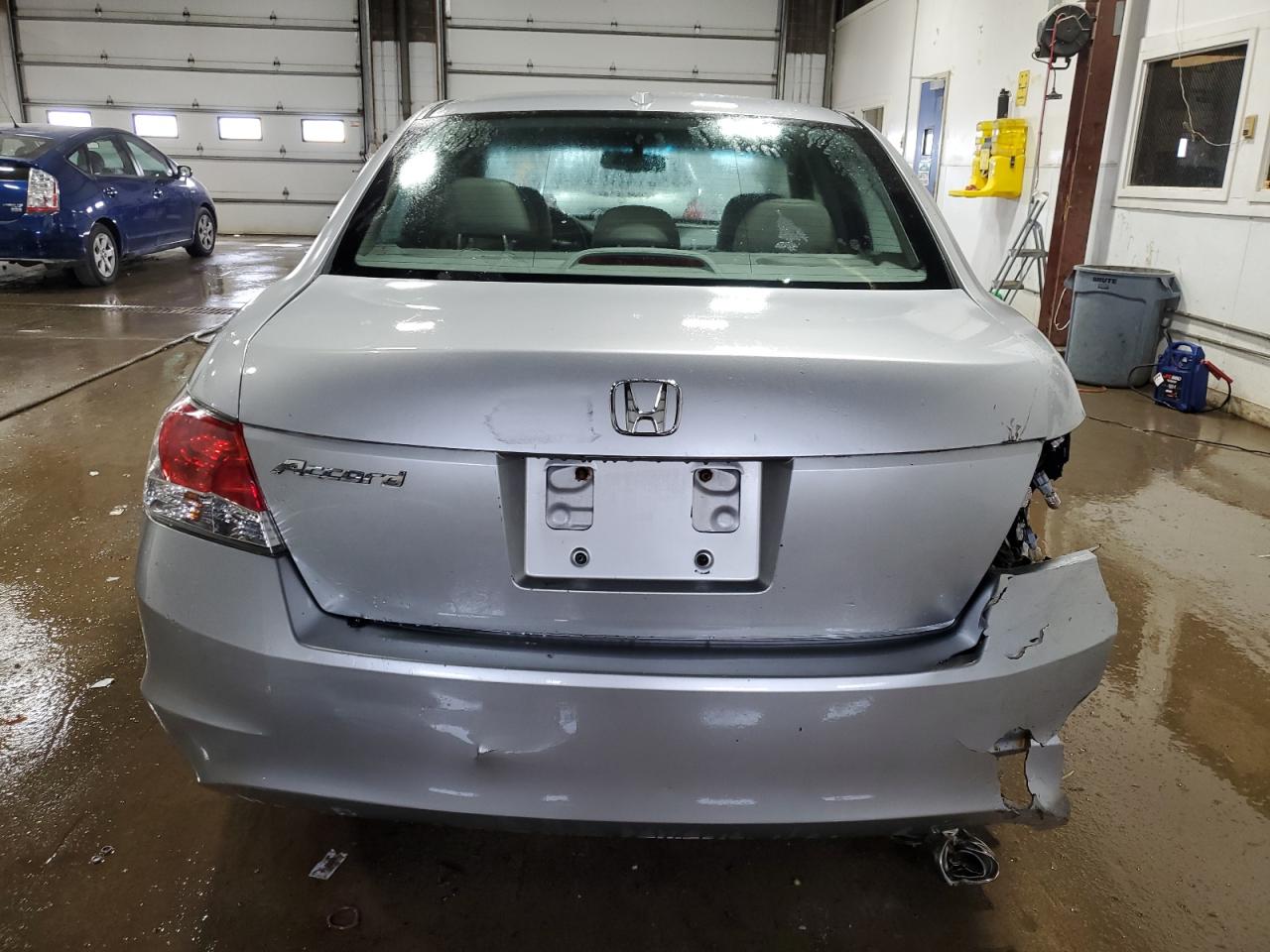 2010 Honda Accord - Image 6