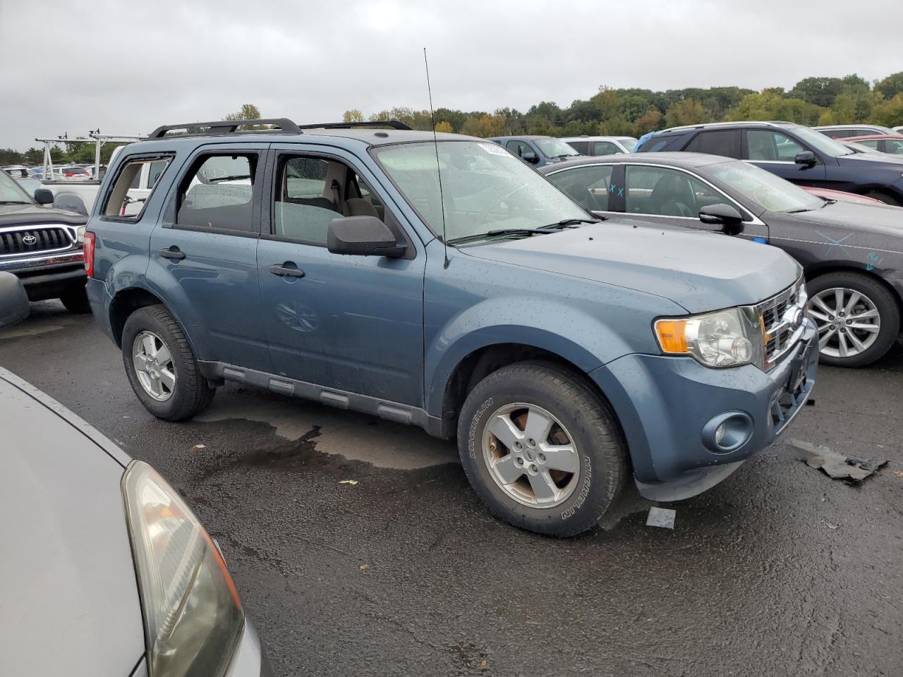 1FMCU9DG8BKA33909 2011 Ford Escape Xlt