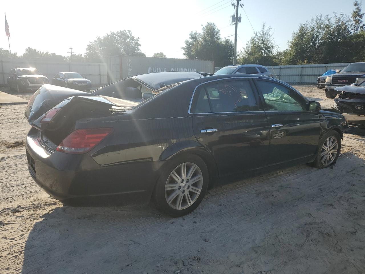 2009 Toyota Avalon - Image 3