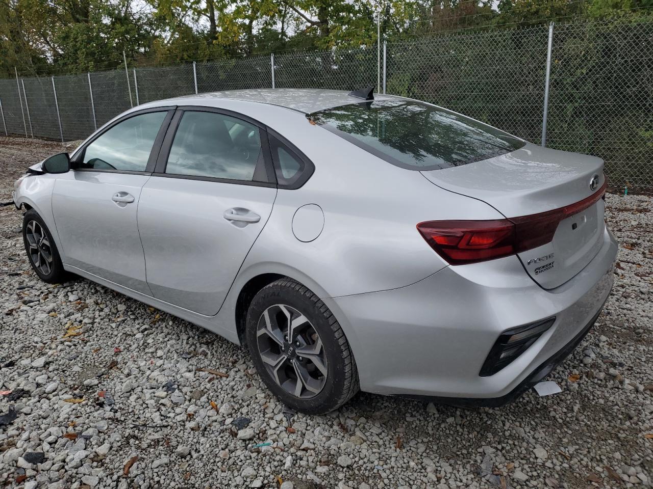 2019 Kia Forte - Image 2