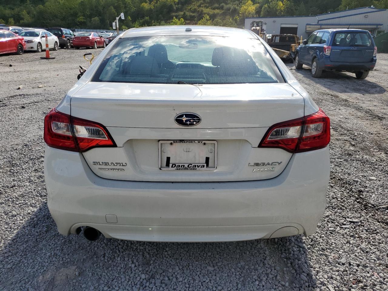 2015 Subaru Legacy 2.5I Limited VIN: 4S3BNAL69F3031626 Lot: 71962264