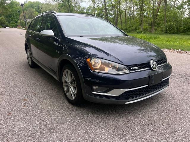 2017 Volkswagen Golf Alltrack S продається в Cahokia Heights, IL - Minor Dent/Scratches