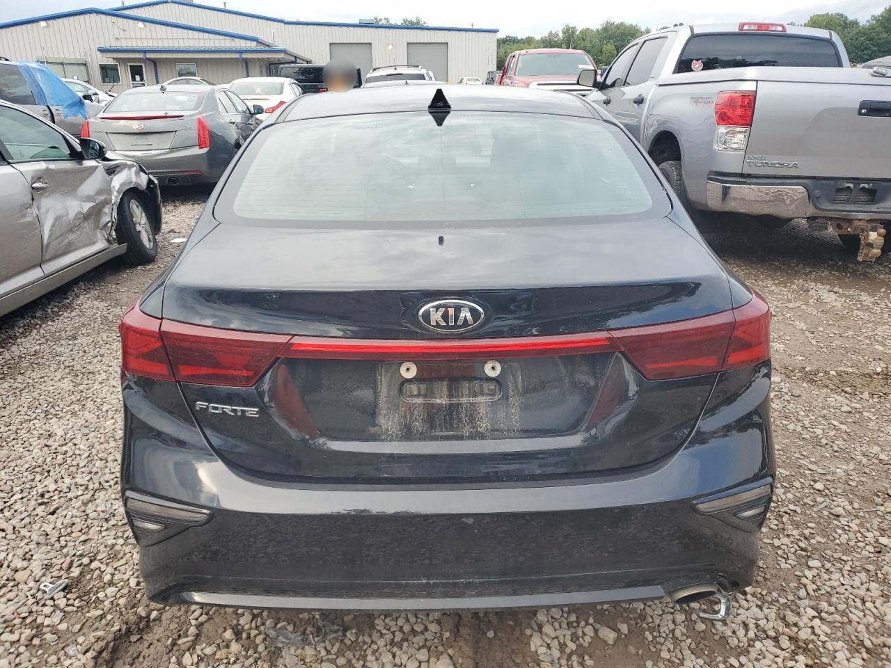 3KPF24AD9KE132181 2019 Kia Forte Fe