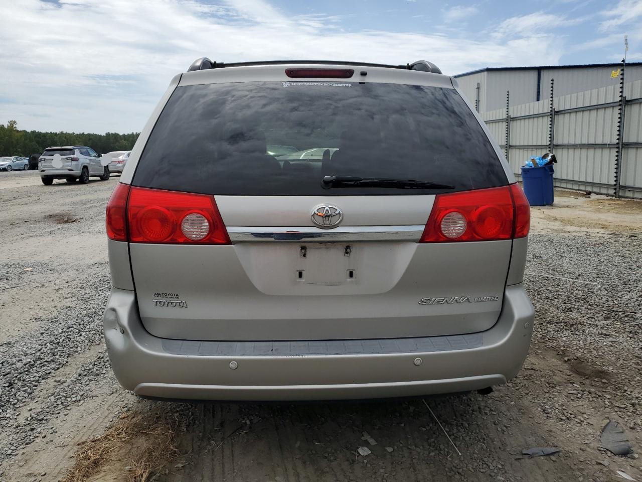 5TDZK22C77S045156 2007 Toyota Sienna Xle