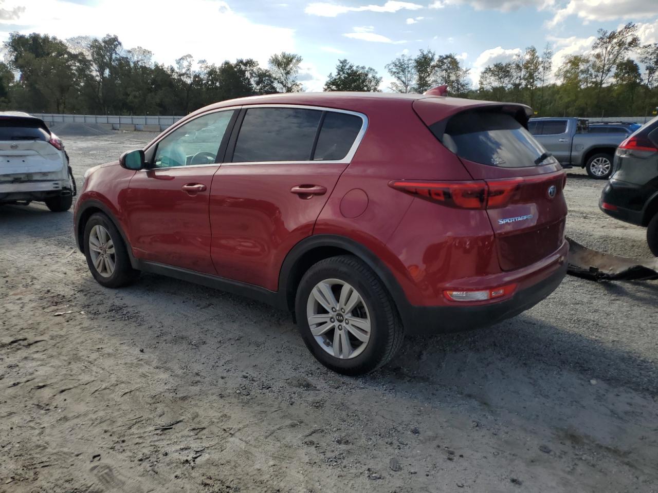 KNDPM3AC7J7483976 2018 KIA SPORTAGE - Image 2