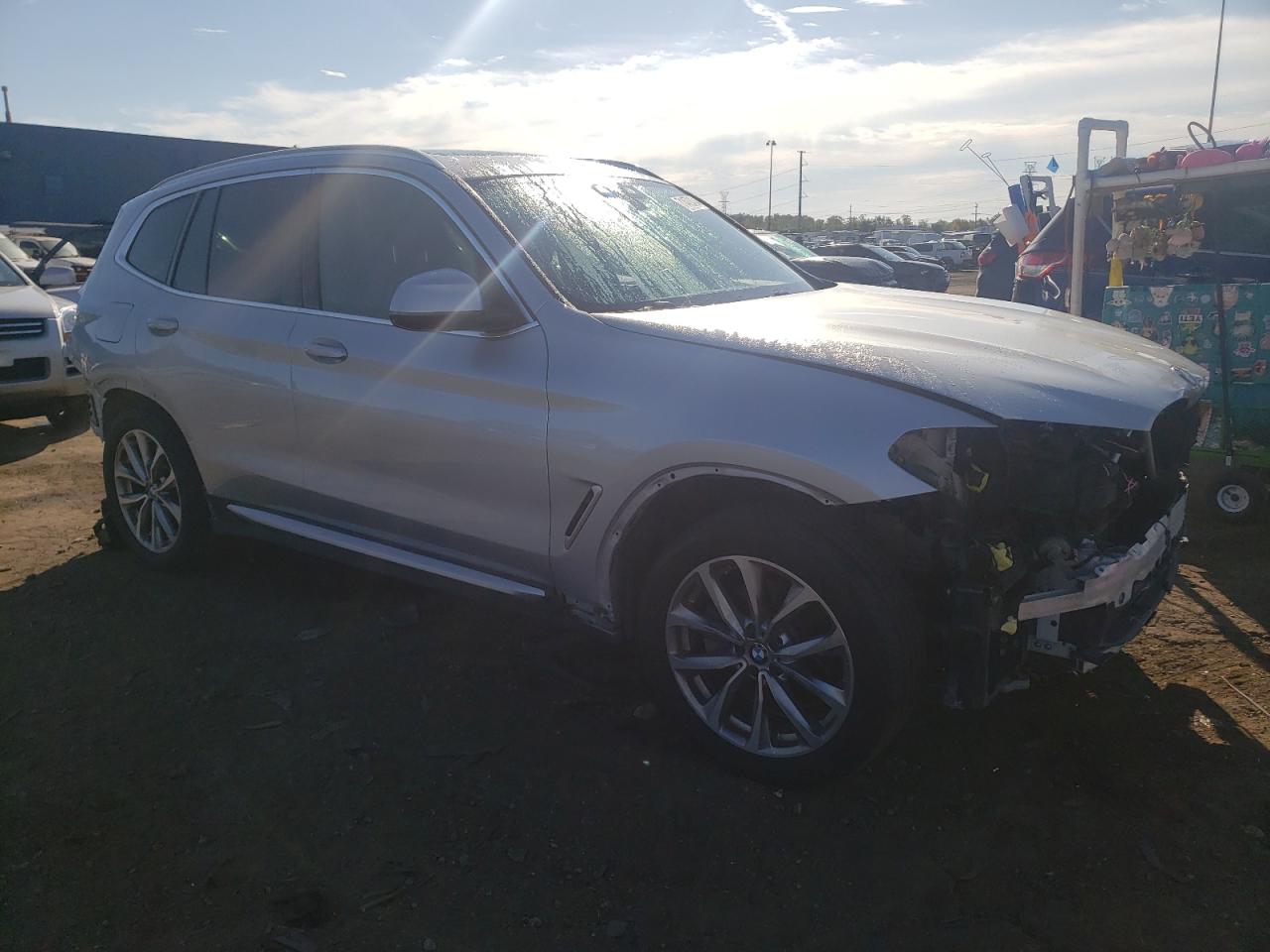 VIN 5UXTR9C59KLE18512 2019 BMW X3 no.4