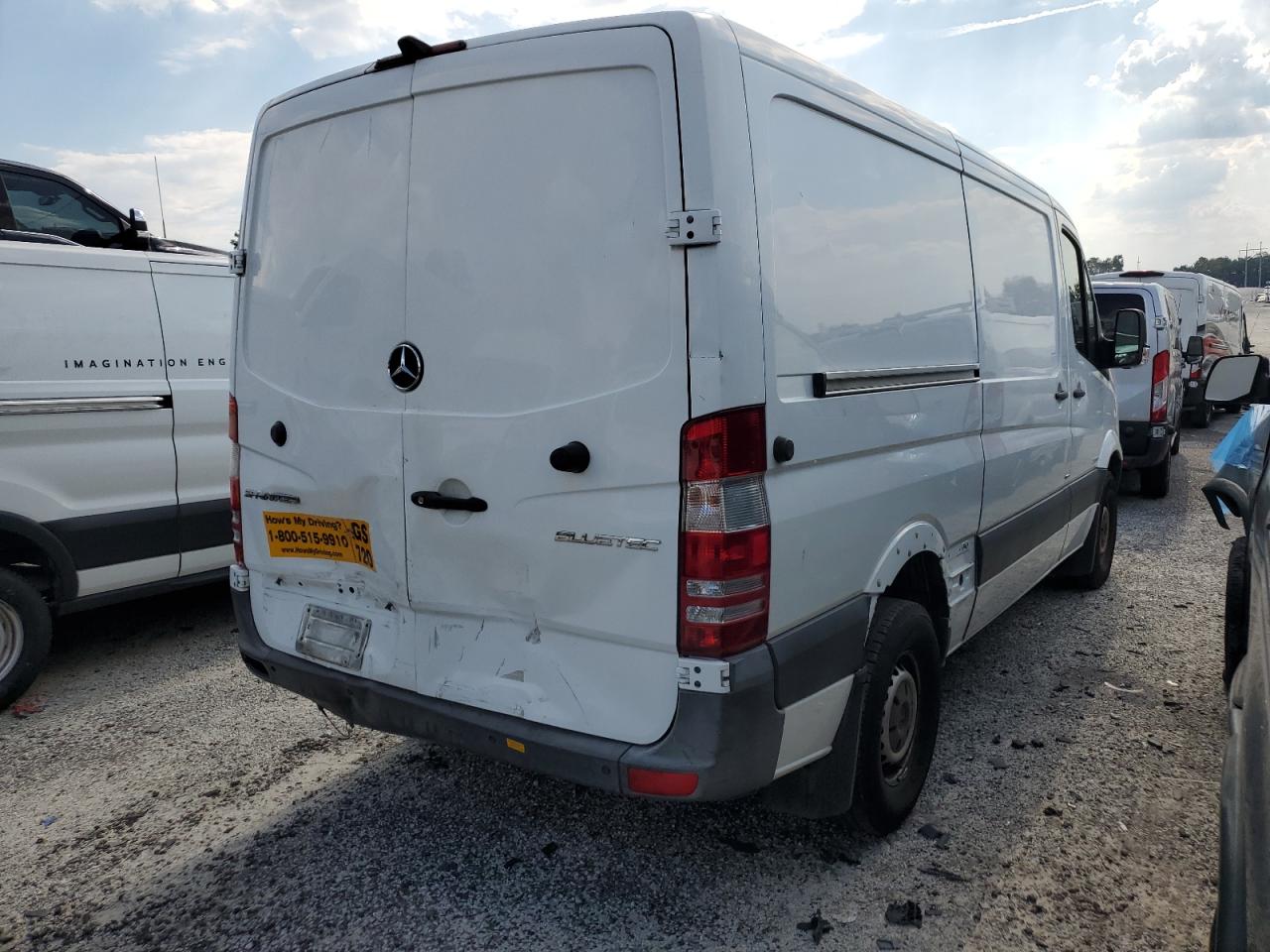 VIN WD3PE7CC9E5839910 2014 MERCEDES-BENZ SPRINTER no.3