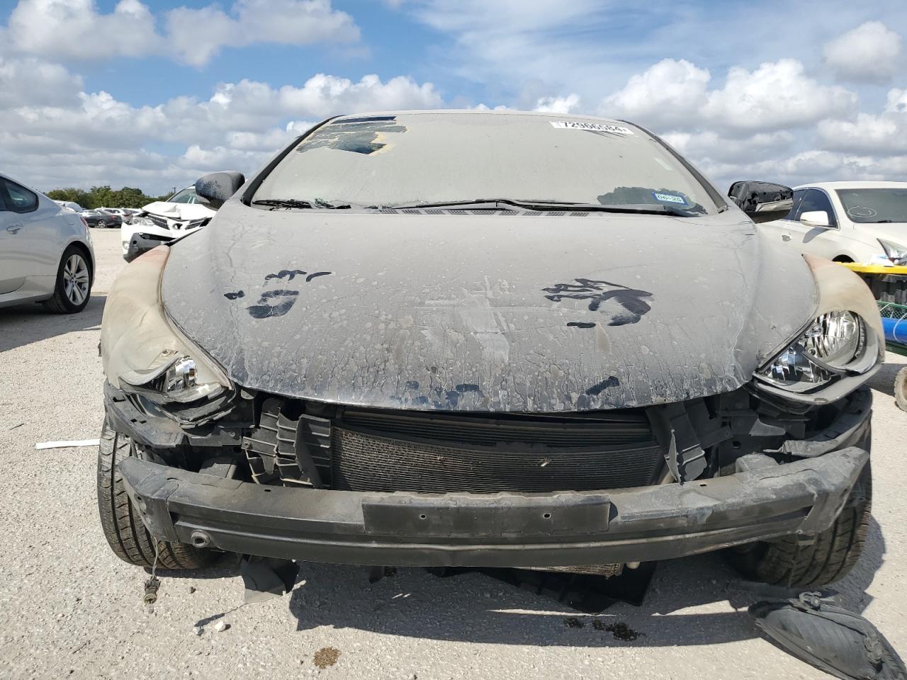 2011 Hyundai Elantra - Image 5
