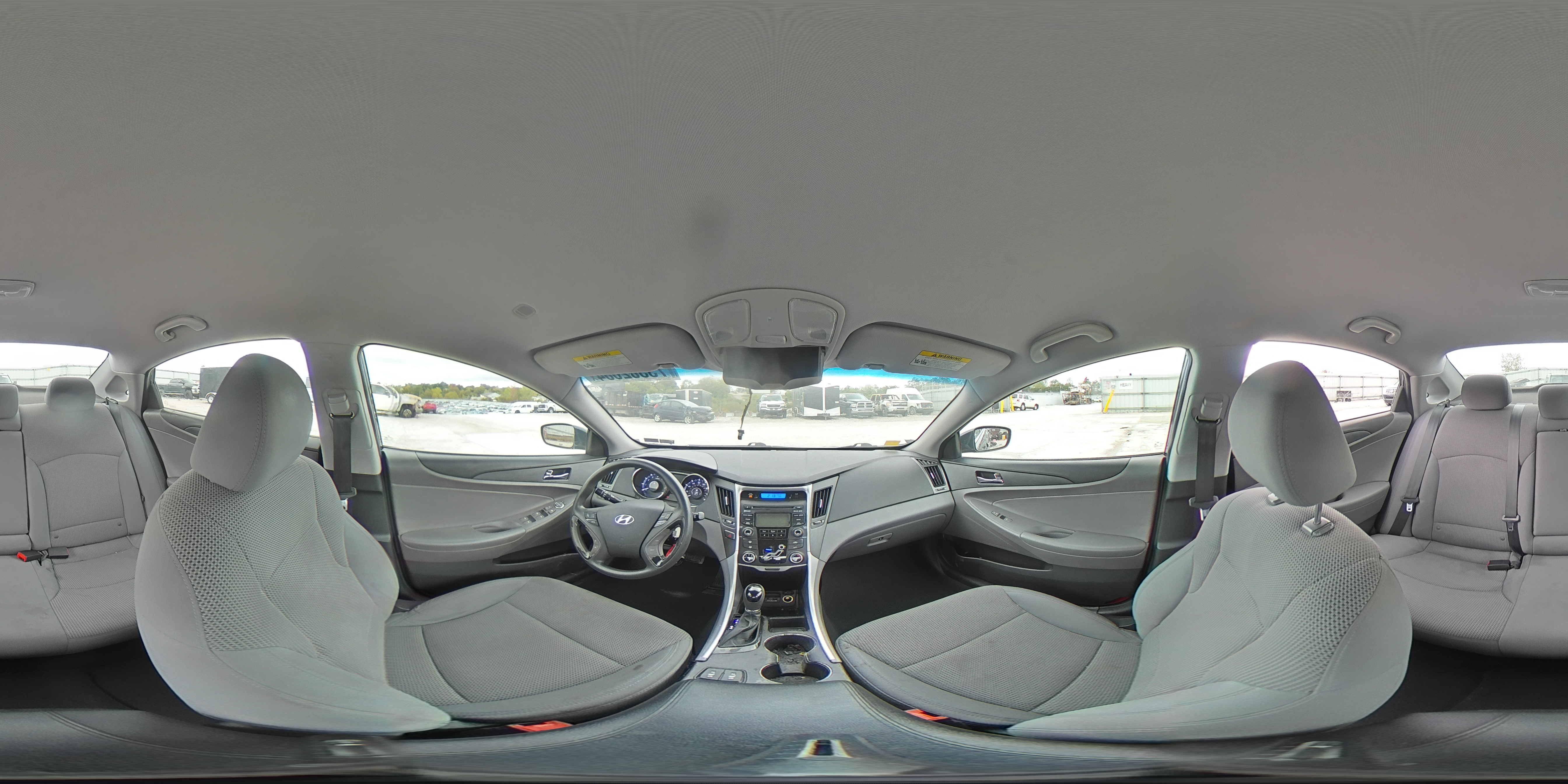 2013 Hyundai Sonata - Image 12
