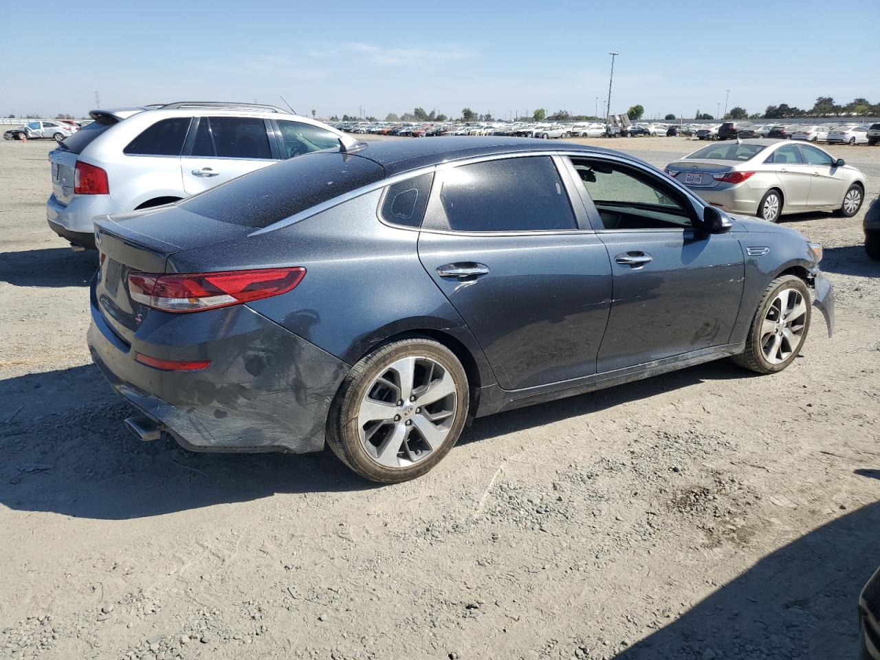 2020 Kia Optima - Image 3