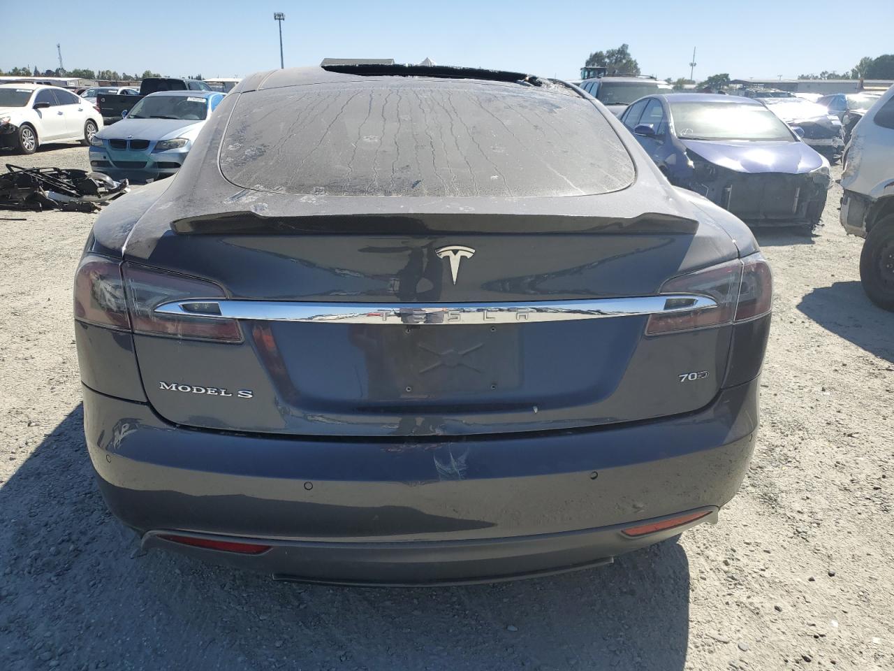 2015 Tesla Model S VIN: 5YJSA1E1XFF115731 Lot: 68932924