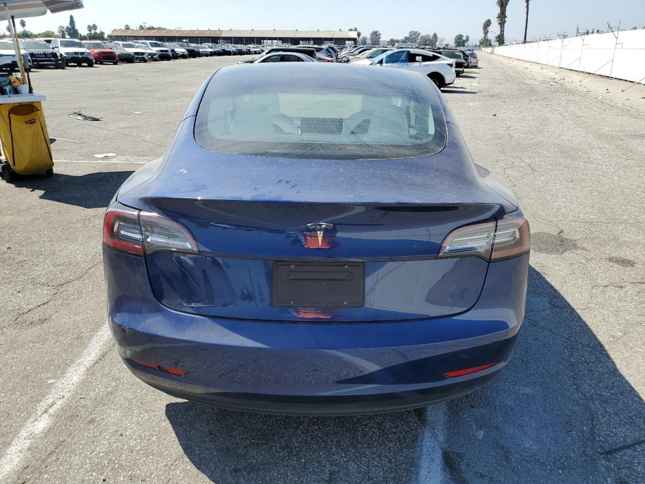 2021 Tesla Model 3 VIN: 5YJ3E1EA9MF915555 Lot: 72823184