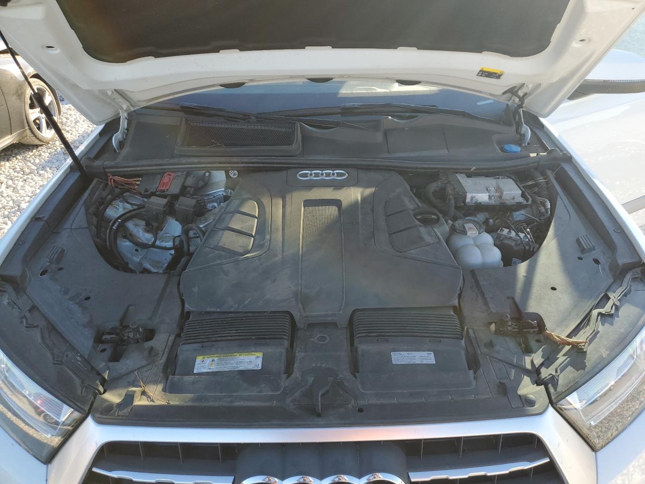 WA1VAAF79KD011288 2019 Audi Q7 Prestige