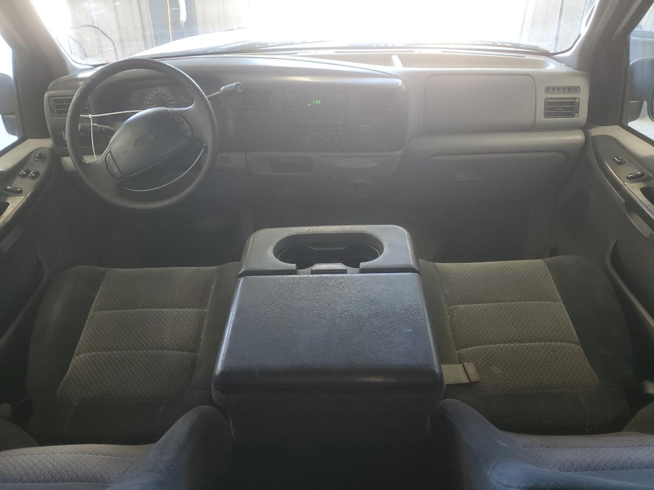 2002 Ford F250 - Image 8