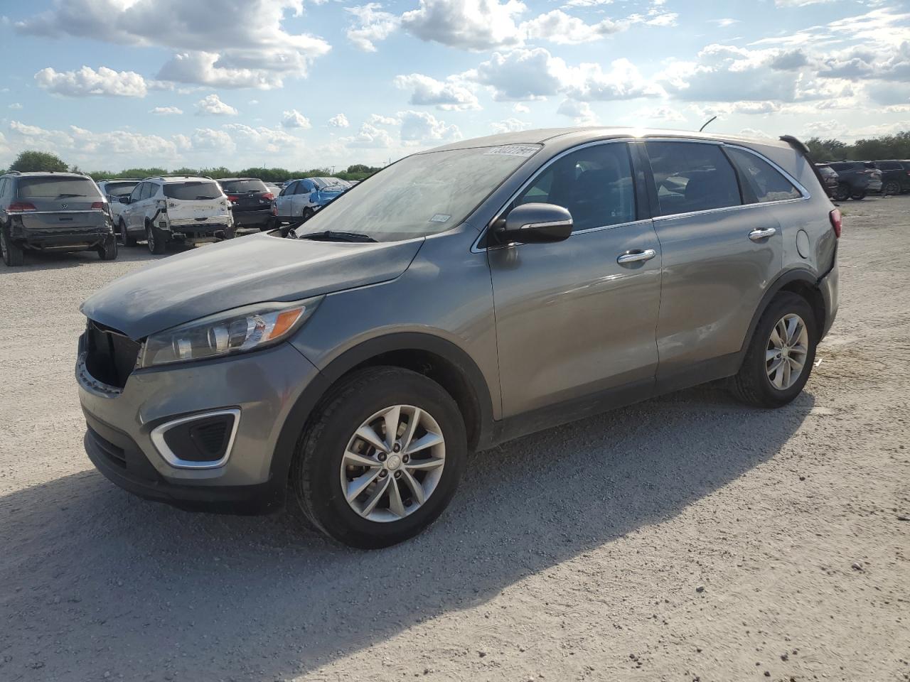 2016 KIA SORENTO