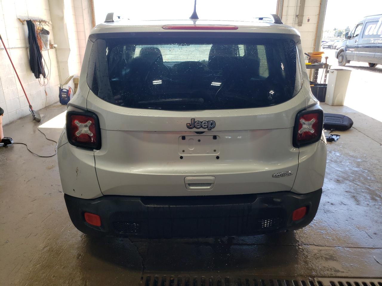 2018 Jeep Renegade Latitude VIN: ZACCJABBXJPH87792 Lot: 72462934