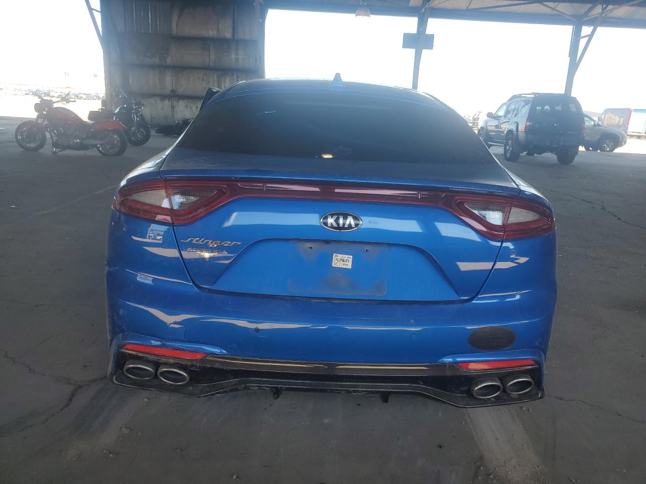 KNAE25LA4J6014917 2018 Kia Stinger Premium