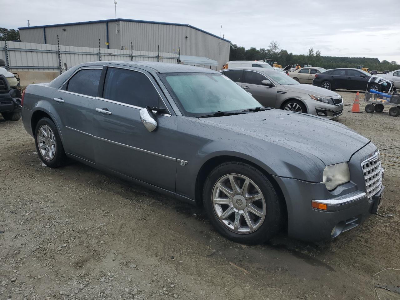 2006 Chrysler 300 - Image 4