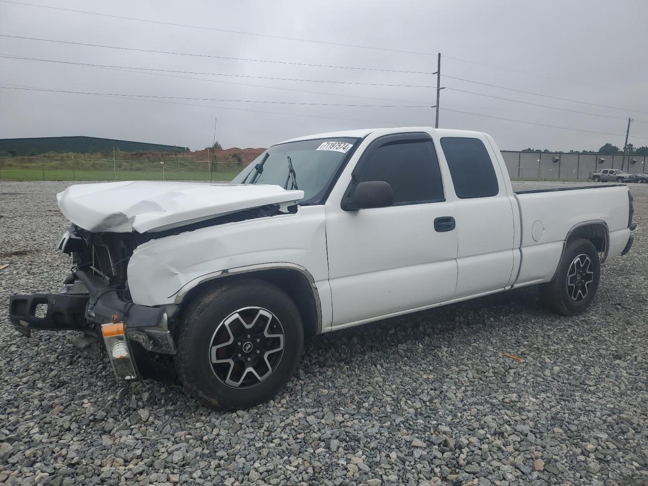 2006 Chevrolet Silverado - Image 1