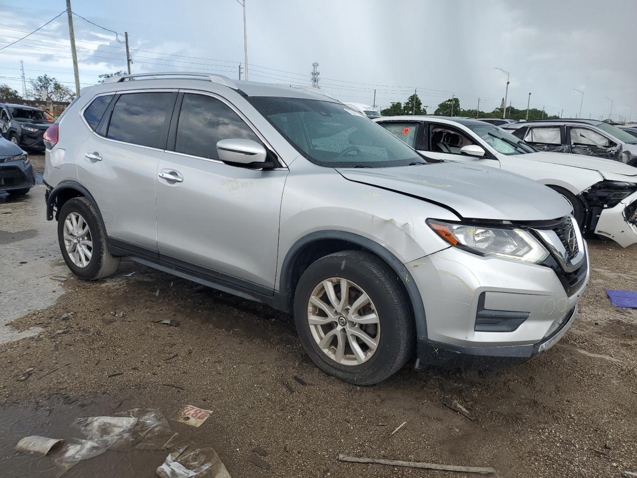 2020 Nissan Rogue S VIN: JN8AT2MT6LW039340 Lot: 70747744