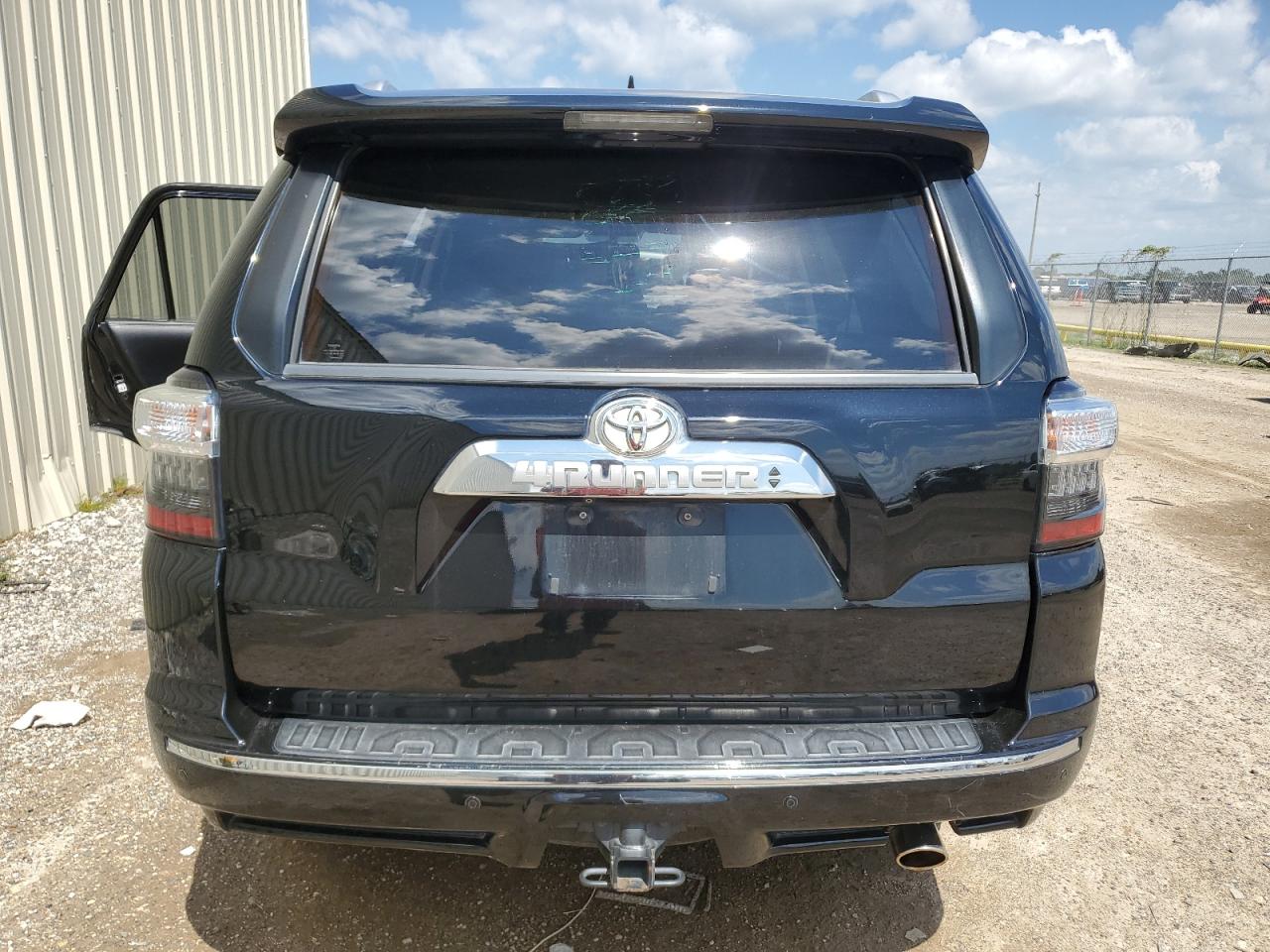 JTEZU5JR4F5085163 2015 Toyota 4Runner Sr5